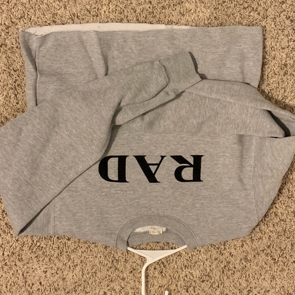 long sleeve : sweatshirts / sweater - Picture 3 of 8